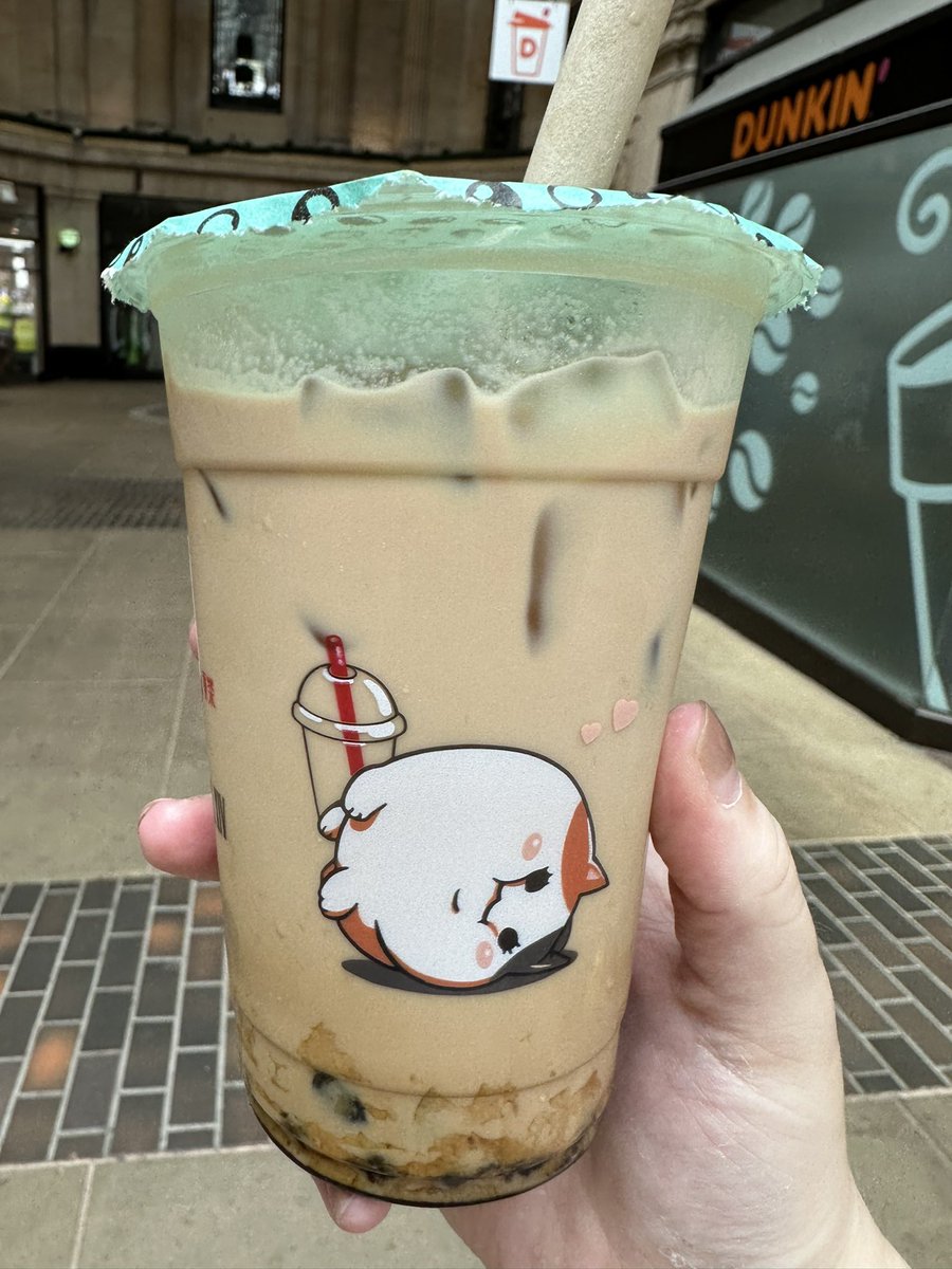 ysabelle tweet media