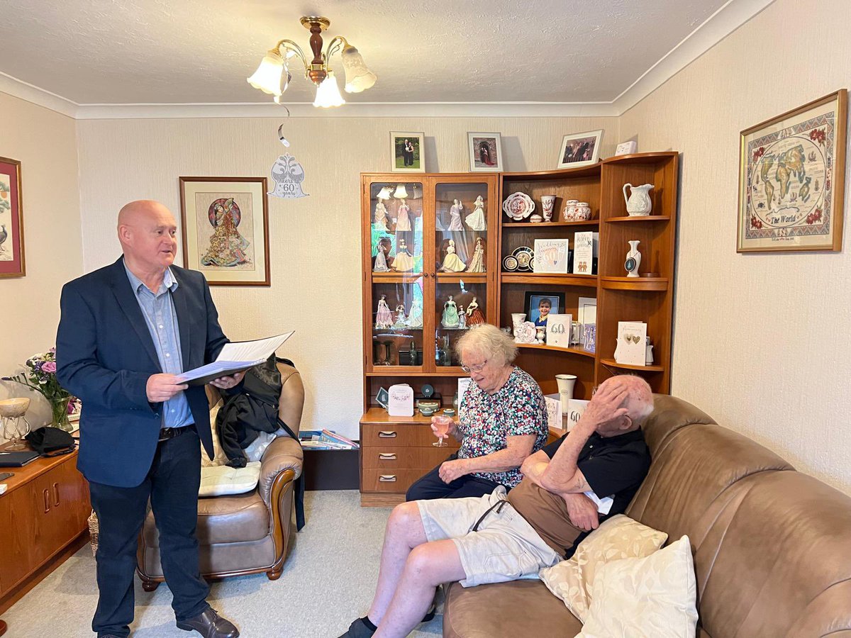 SPJTopNote's tweet image. Yesterday, I had the delight of giving a ‘This Is Your Life’ presentation to my in-laws, Patrick and Beryl, for their 60th wedding anniversary. We started outside, but when the heavens opened, we had to make a mad dash indoors! 
Congratulations to you both! 
#telfordcerebrant