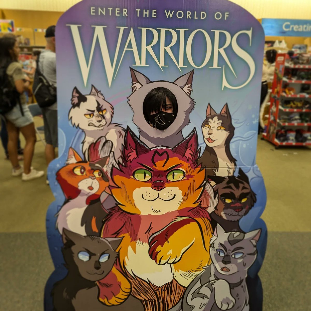 Prof_BooKitty's tweet photo. Had lots of fun at the Warrior Cats event yesterday! Wore my Scourge cosplay and won the cosplay contest (for adults)! #warriorcats https://t.co/nuAHorKtIf