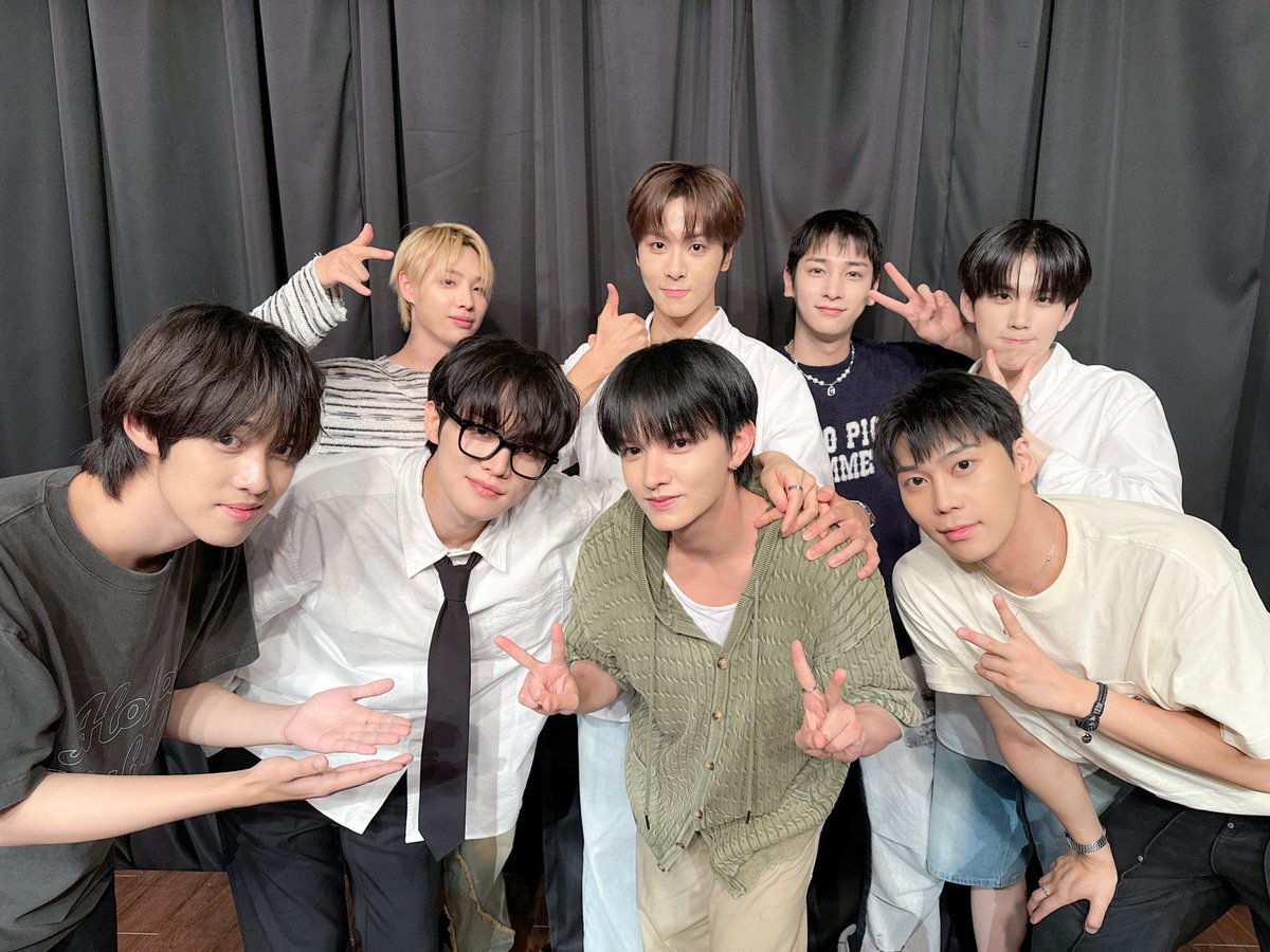 BAE173_official's tweet photo. [📸]

ELSE와 함께해서 더 ’BIT‘났던 생일💙
축하해 주셔서 감사합니다
앞으로도 오래오래 함께해요⚡️

#BAE173 #비에이이173
#Fifty_Fifty 
#NEWCHAPTER_LUCEAT https://t.co/d0Vy01u81g