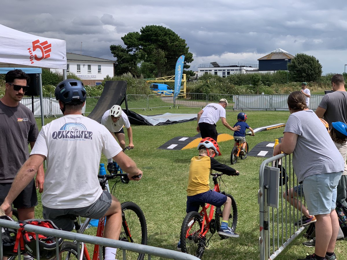 Lots of fun at this event brought to Adur Rec by <a href="/adurandworthing/">Adur & Worthing Councils</a>. Mini races and obstacles. Last pro stunt demo happening at 3pm, before everything wraps up at 4pm.
We wish Adur Rec was easier and safer to get to by bike, but could be worth it if you’re up for fun today.