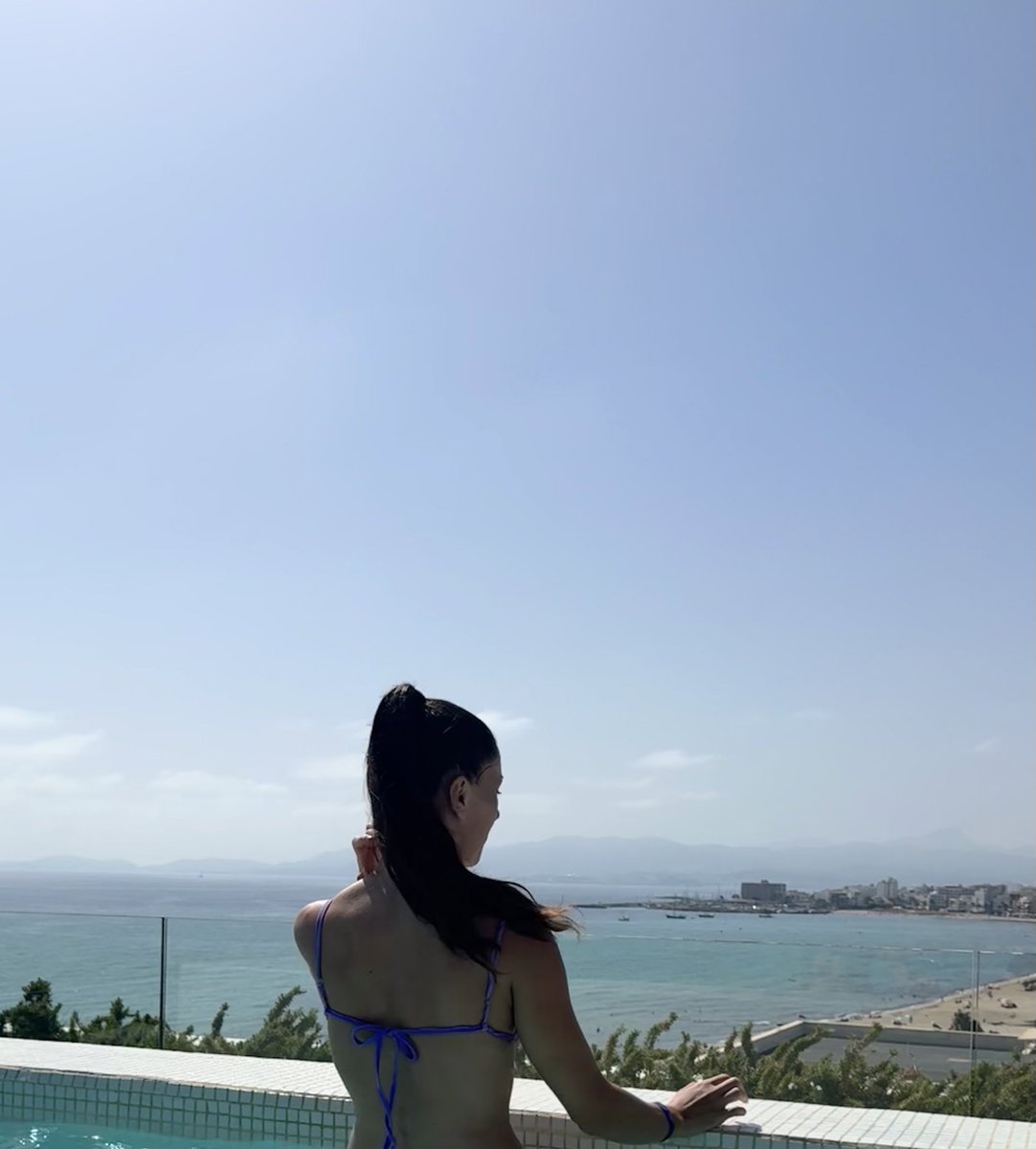 Andreeea46's tweet photo. 🌴🌊☀️ https://t.co/fXoBsHFgGj