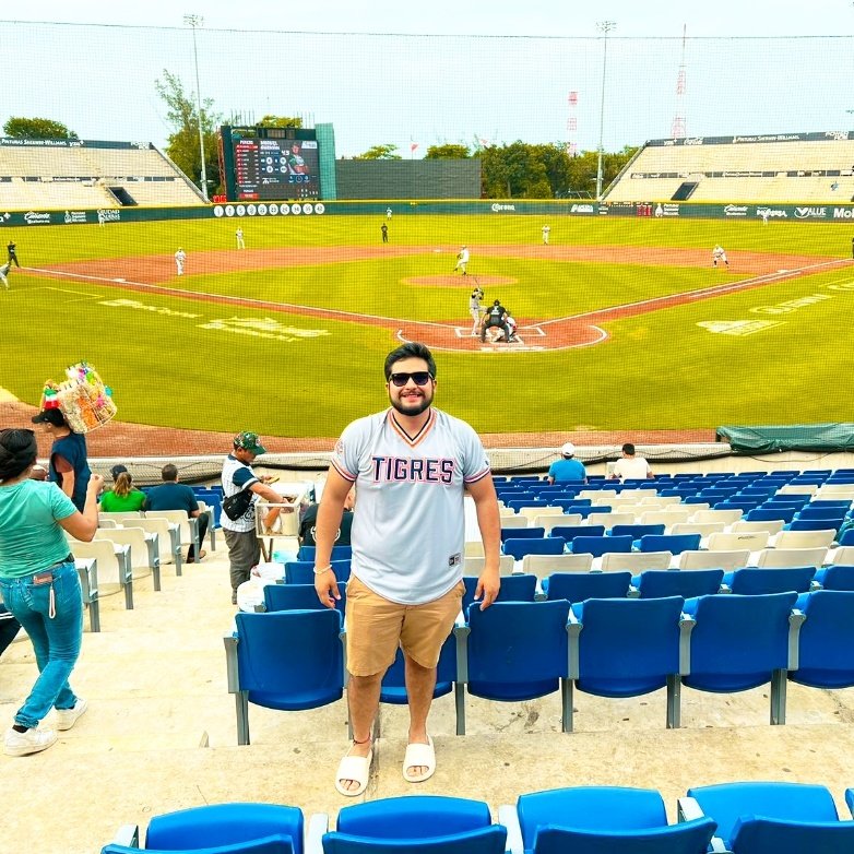 rickyOA's tweet photo. Le estamos empezando a agarrar cariño a esto ... 
⚾🩶🧡
#NuevaFotoDePerfil https://t.co/H5NUBGFVtU