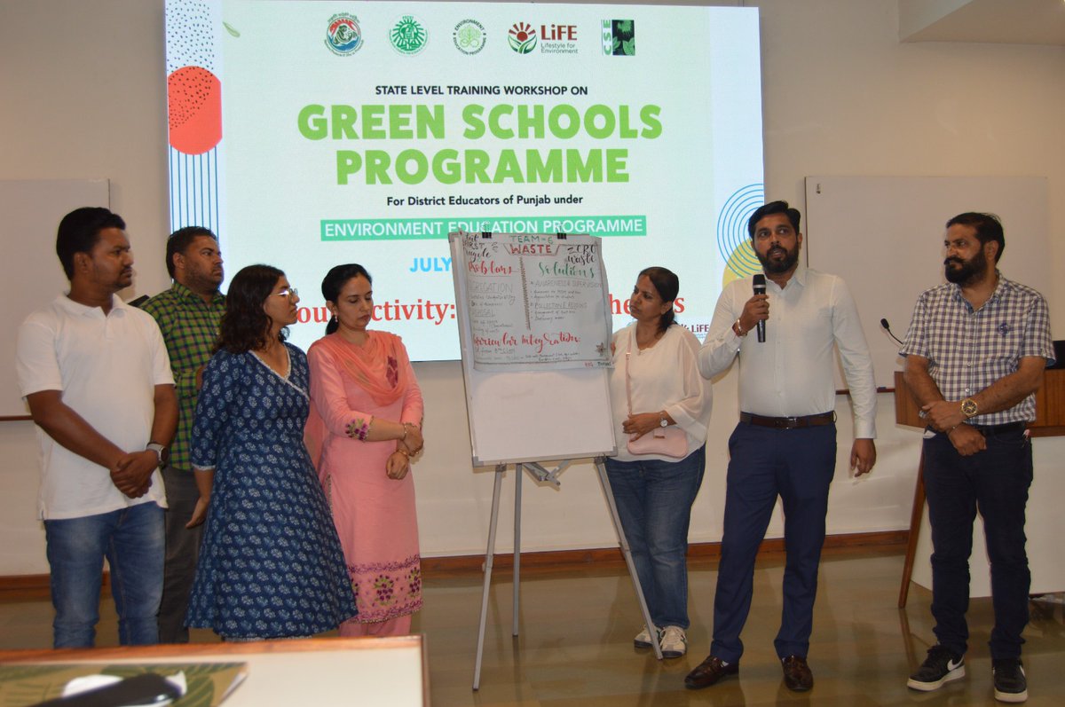 PSCST_GoP's tweet photo. #GreenSchoolsProgramme conducted by @PSCST_GoP & @CSEINDIA concluded with practical tips to audit schools on six essential environment parameters to help them attain green status. #EnvironmentEducationProgramme @moefcc @trahul1976 @nameetaprasad @PritpalPSCST @KSBathPSCST https://t.co/BlHBFRahsm