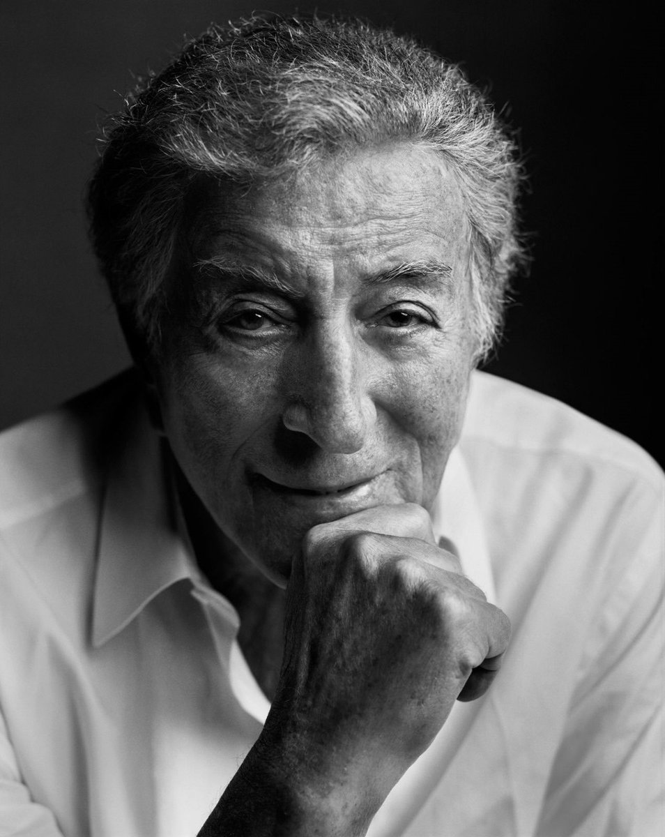 itstonybennett's tweet photo. Today marks one year since we lost Tony. His legacy of music and warmth lives on in our memories. As Tony wisely said, "To me, life is a gift, and it's a blessing to just be alive. And each person should learn what a gift it is to be alive no matter how tough things get." 🎤❤️ https://t.co/sbKug500K7