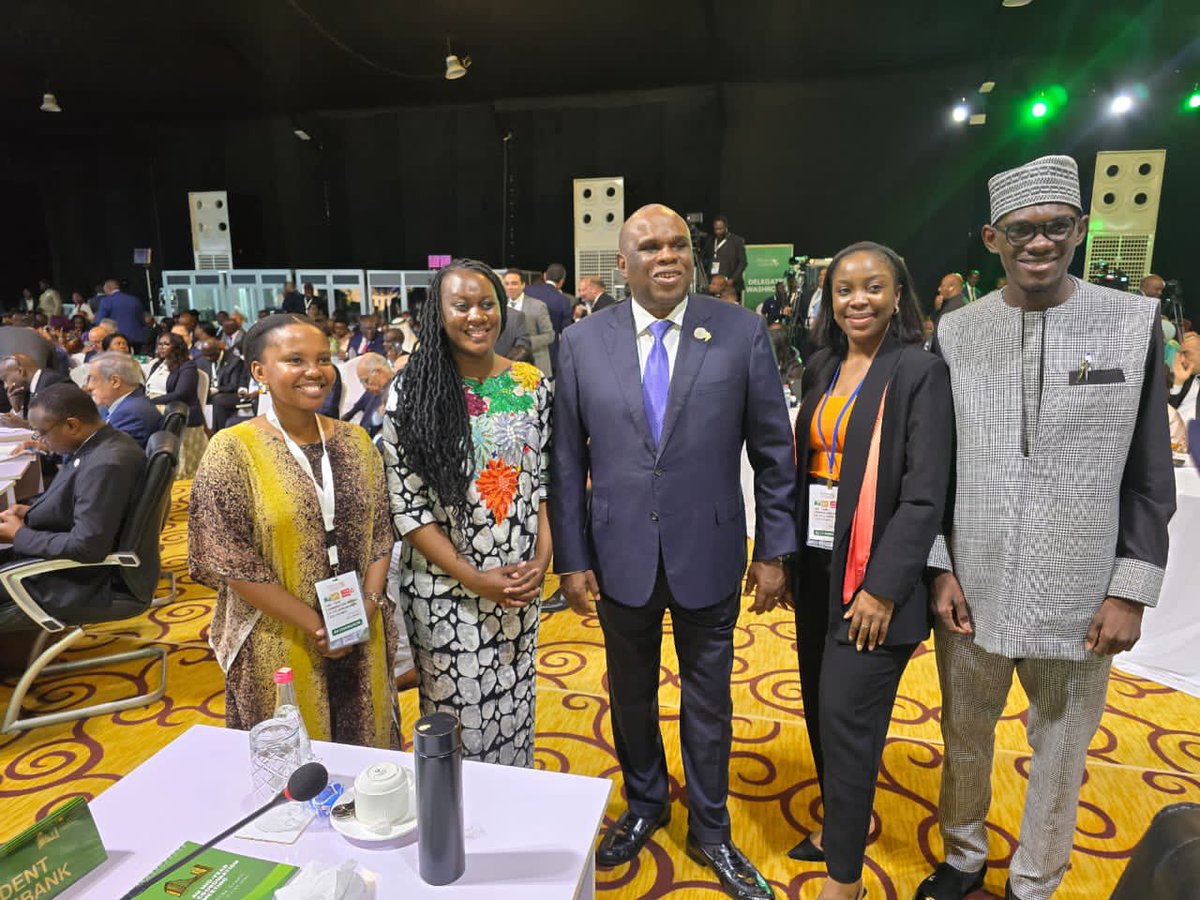 👏 Celebrating our vital public-private partnerships! Ms.@chidocleompemba &amp; her team met with President Benedict Oramah at the #AUMYCM to highlight how <a href="/afreximbank/">African Export-Import Bank - Afreximbank</a> exemplary support is crucial as the AU formalizes decision to institutionalize the Office of the Youth Envoy