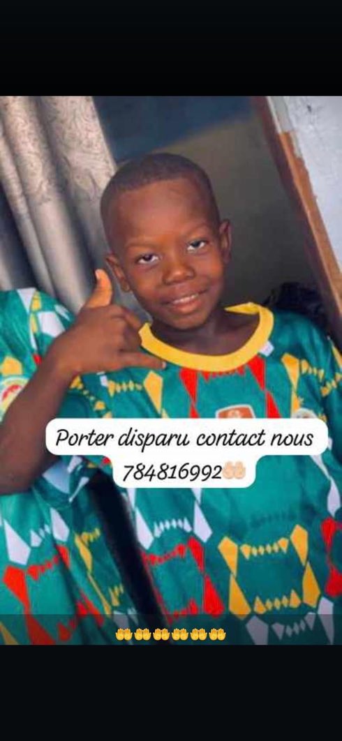 Enfant disparu à malika il s'appelle  Semballa N’diaye il parle que Soninké (Sarakholé) 

Max de partage
