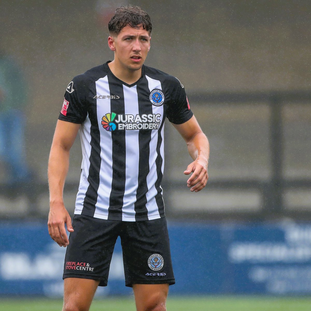 👊 <a href="/HHutch8/">Harry Hutchinson</a> 
 
#WeAreDorch ⚫️⚪️