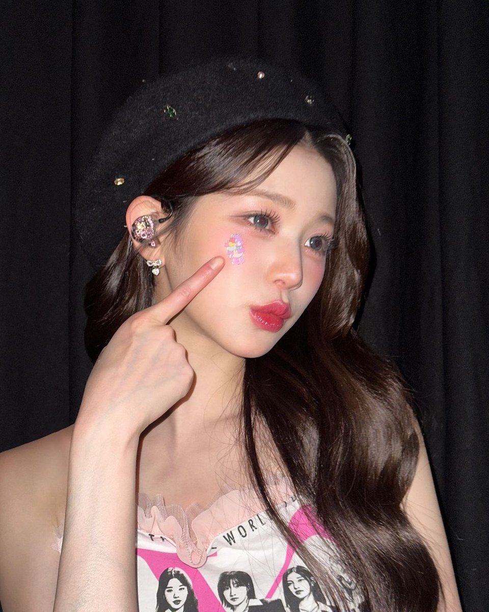 wonyoung tweet media