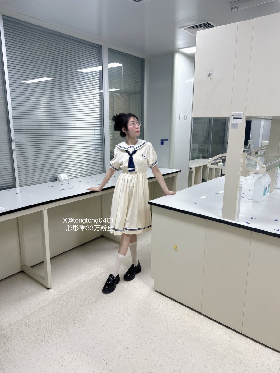 黄推福利内容 - Michelle彤彤乖的精彩图片 福利姬Michelle彤彤乖分享的黄推图片2 - 网红私拍内容