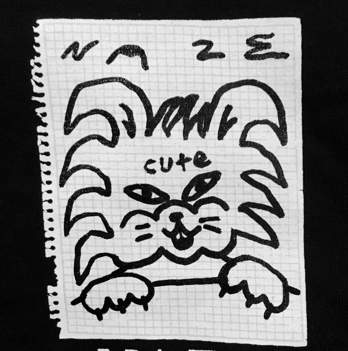 naze_e_kill's tweet photo. 20時から手書きステッカー何枚か配ります✨ https://t.co/XhRF57BKco
