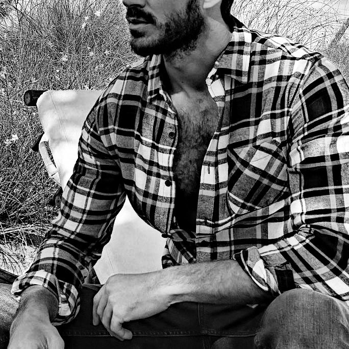 ᅠᅠ
ᅠᅠ
ᅠᅠ
… I think I'll take my 𝐰𝐡𝐢𝐬𝐤𝐞𝐲 neat.