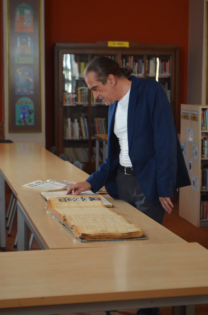 FMV Işık Okulları (@fmvisikokullari) on Twitter photo 1980 Işık Lisesi mezunumuz, değerli sanatçımız Fahir Atakoğlu, yeniden Işık Lisesi’ndeydi.
<a href="/Fahiratakoglu/">Fahir Atakoğlu</a>
instagram.com/p/C9reAPUAGHj/…
#FMVIşık #fmvışıkokulları #ışıkokulları #önceiyiinsanyetiştirir #eğitimde138yıl 1980 Işık Lisesi mezunumuz, değerli sanatçımız Fahir Atakoğlu, yeniden Işık Lisesi’ndeydi.
<a href="/Fahiratakoglu/">Fahir Atakoğlu</a>
instagram.com/p/C9reAPUAGHj/…
#FMVIşık #fmvışıkokulları #ışıkokulları #önceiyiinsanyetiştirir #eğitimde138yıl