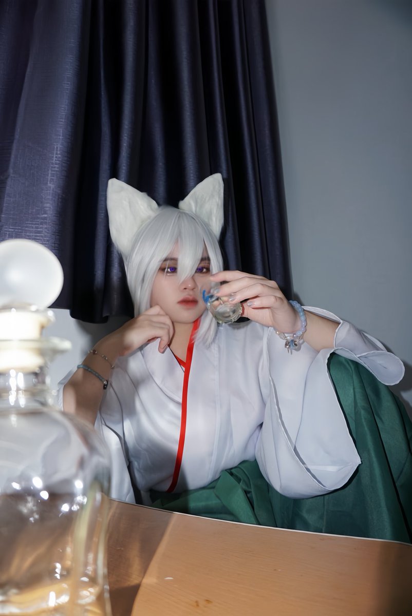 kir_2w's tweet photo. Ta, yêu ư!?
Thật ngu xuẩn!
__________
🥹
#tomoe #tomoecosplay #kamishamakiss https://t.co/OgIQ6VHv6q