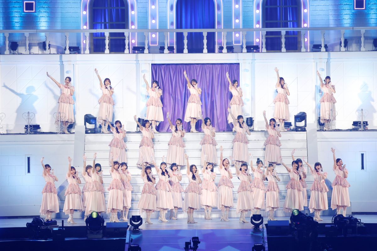 乃木坂46 B2ポスター チートデイ 真夏の全国ツアー 2024 大阪 集合 乃木坂46 OFFICIAL WEB SHOP | 乃木坂46 グッズ通販サイト