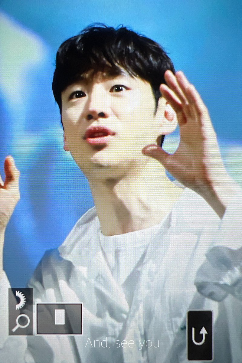 andseeyou_'s tweet photo. 240721 무대인사 
#이제훈 #탈주 https://t.co/9DV4oZfpRX