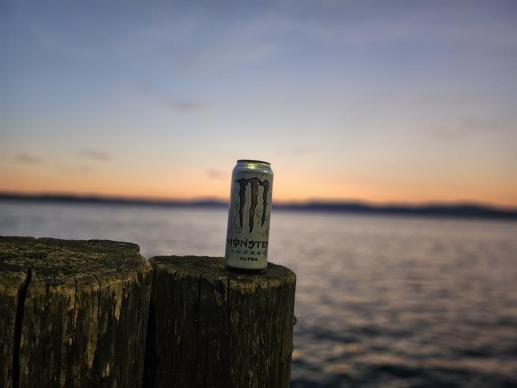 Tramonti energizzante...
#Samsung #zflip5 #Italia #picoftheday #photography #photooftheday #photo #tramonti #monsterenergy #Lake #belvedere #RELAX
