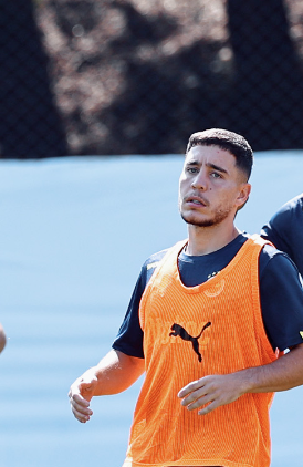 gundmfutbal's tweet photo. Emre Mor mutsuz.. https://t.co/UiB6Tl9hfh