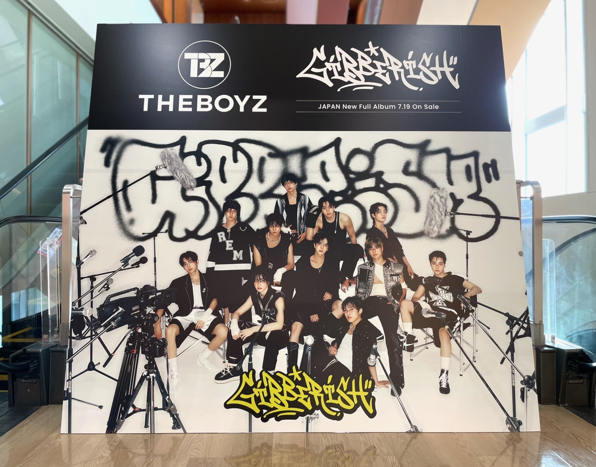 HMV&BOOKS SHINSAIBASHI على X: HMV&BOOKS SHINSAIBASHI على X: