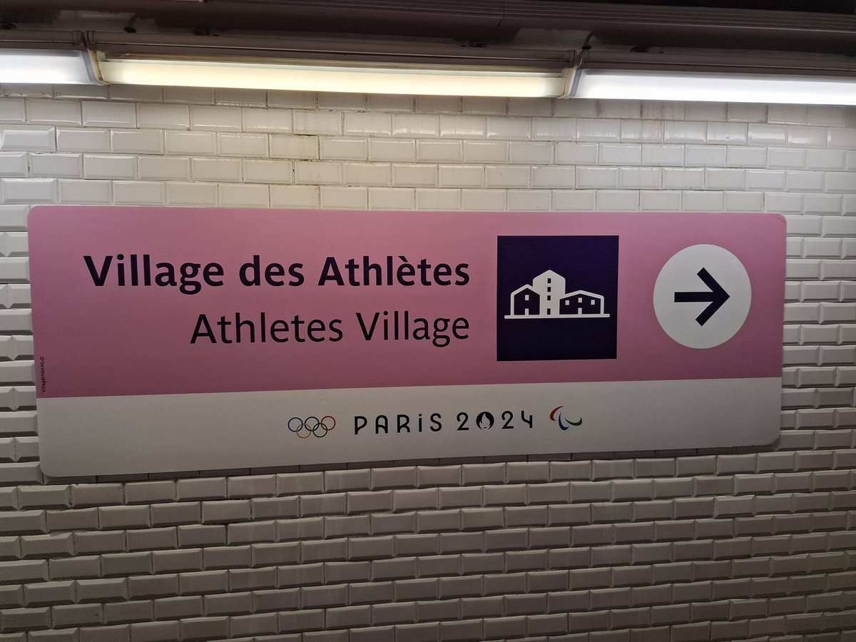 #UDanse #Dansedesjeux Répétition des étudiantes <a href="/FFSportU/">FFSU</a> au Village olympique <a href="/Paris2024/">Paris 2024</a> ce matin en prévision de la Cérémonie d'inauguration de la fresque de la Trêve olympique <a href="/iocmedia/">IOC MEDIA</a> du 22 juillet.🤩🤩