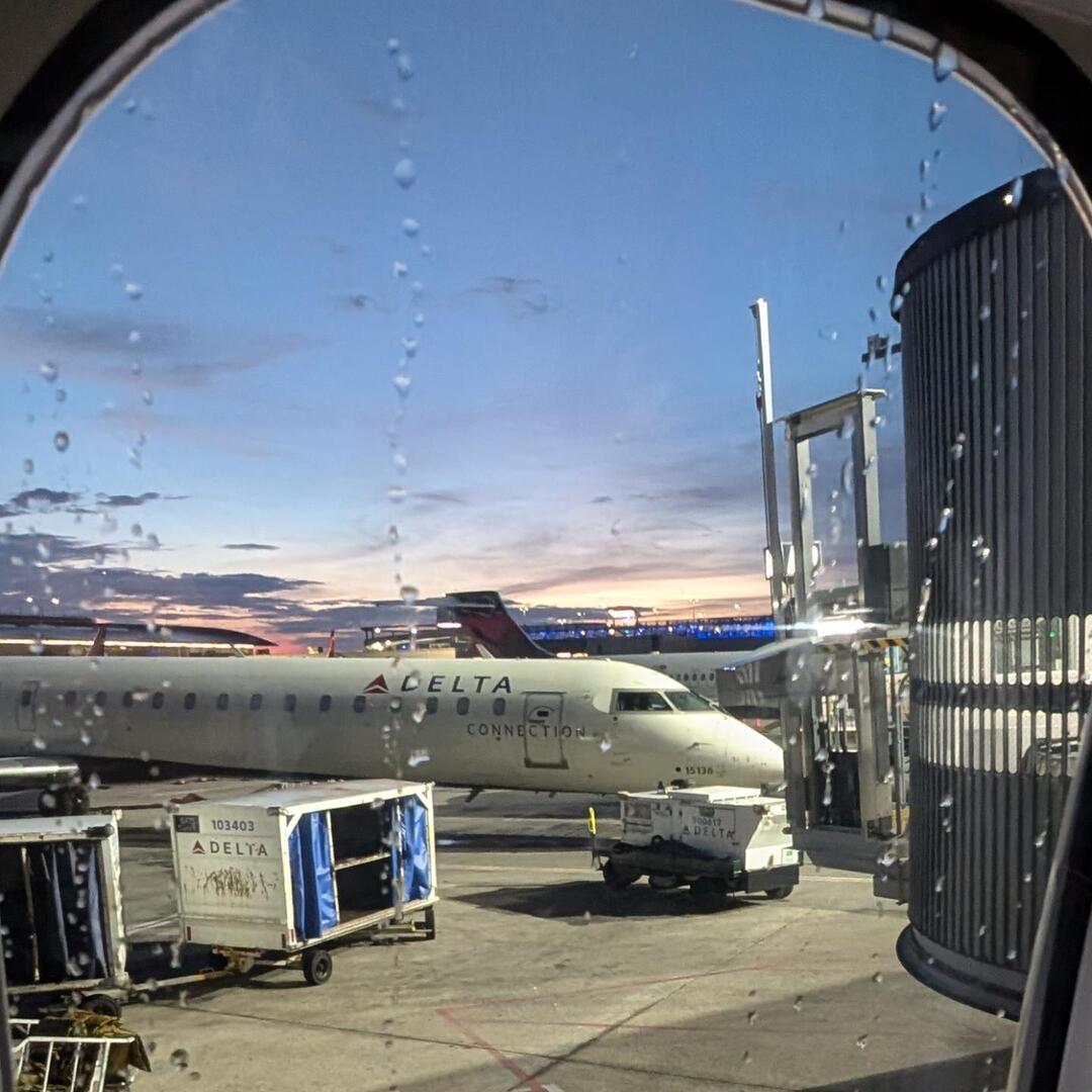 BigProjectsInc's tweet image. Up early for an early morning flight to a conference! 🤩 Extra excited because three of my awesome staff members are presenting! Can&apos;t wait to hear them rock it! 🚀 #conferencebound #na360 instagr.am/p/C9rk_m9O4XR/