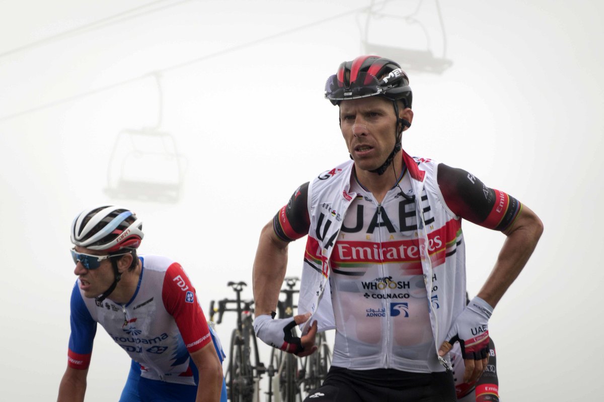 🚨 Sportswash Alert! 🚨

🚴The Tour de France comes to a close today.

This year, 15/22 teams and the Tour itself have been sponsored by companies with environmental records as murky as the cobblestones of Roubaix.

Here’s some dirt on the polluters of the peloton. 🧵

#TDF2024