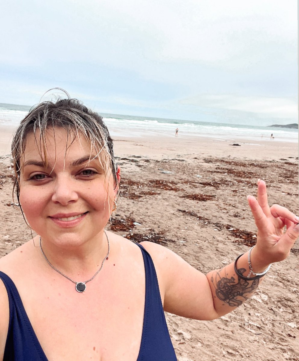 Joined the local <a href="/TheBluetitsCS/">The Bluetits Chill Swimmers</a> at the Putsborough Beach today at 7:30 for a lovely swim in the 14c Atlantic - what a great start to the day! 🤩 miss my routine back when I lived in Dublin and chill swimming in the Irish Sea 🥲
