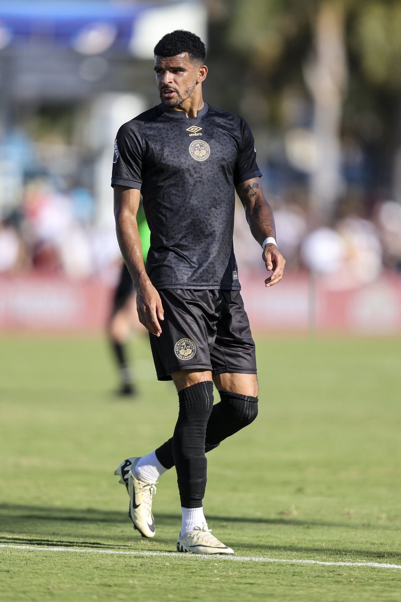 classicshirts's tweet image. Bournemouth wear a special Michael B. Jordan collaboration kit 🍒 

The pair of kits are in the club’s traditional red and black colours, with a striking interlocking cherry pattern throughout.

They are being worn in their first two pre-season friendlies.

What do you think? 🤔