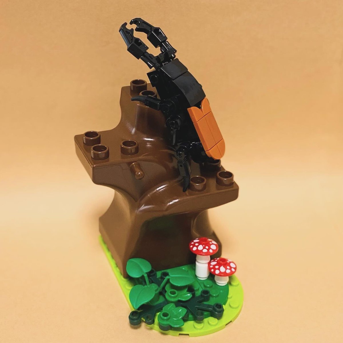 sunny8run's tweet photo. レゴでクワガタ🪵
#LEGO #insectcollection https://t.co/Np6vKZvYWA