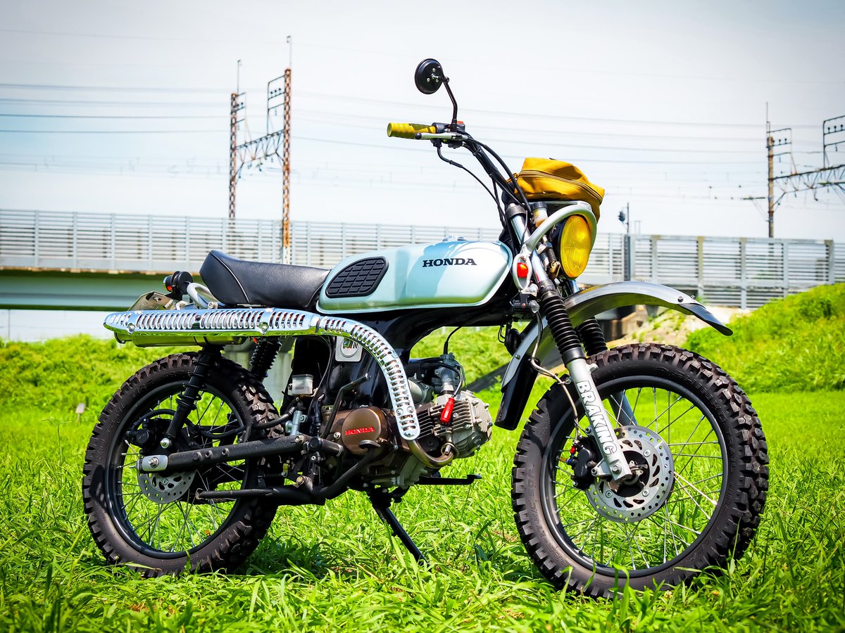NakedKouji's tweet photo. 毎月恒例の #秋ヶ瀬原付ミーティング に参戦して参りました!!
Part1
ホンダ #4min 勢
王道!!
んん?
ってのも混じってる感ありますがw王道!!
キャリパー9個は産まれて初めて見ました!!笑
#リトルカブ
#ダックス125
#ドリーム50
#CL50
#原付ミーティング
#GMT https://t.co/qPfhHXPGQD