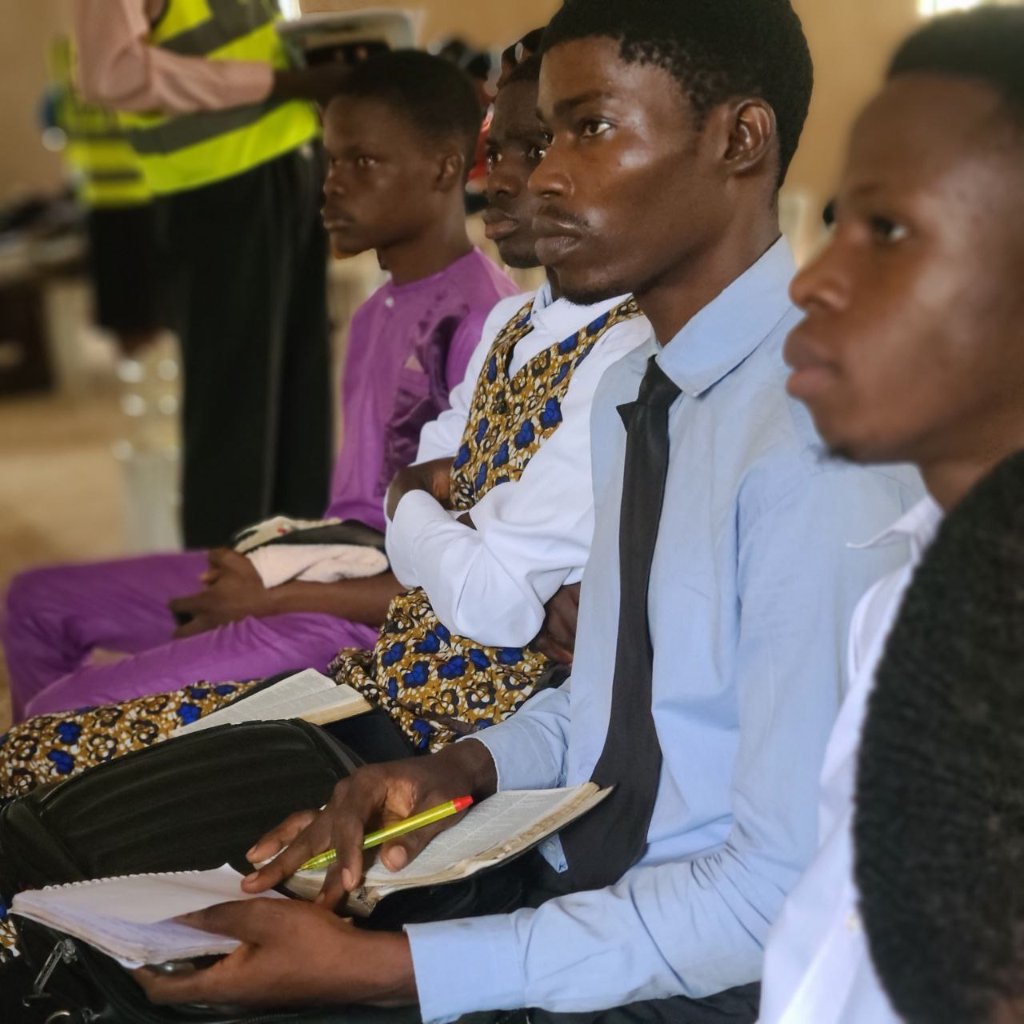 DLCF_Zion's tweet photo. Delving into the Word today, we found strength and wisdom in every verse. The search for scripture always brings new insights and a deeper understanding of our faith. #ScriptureSearch #FaithJourney #SundayReflections https://t.co/mm6u5ku3fc