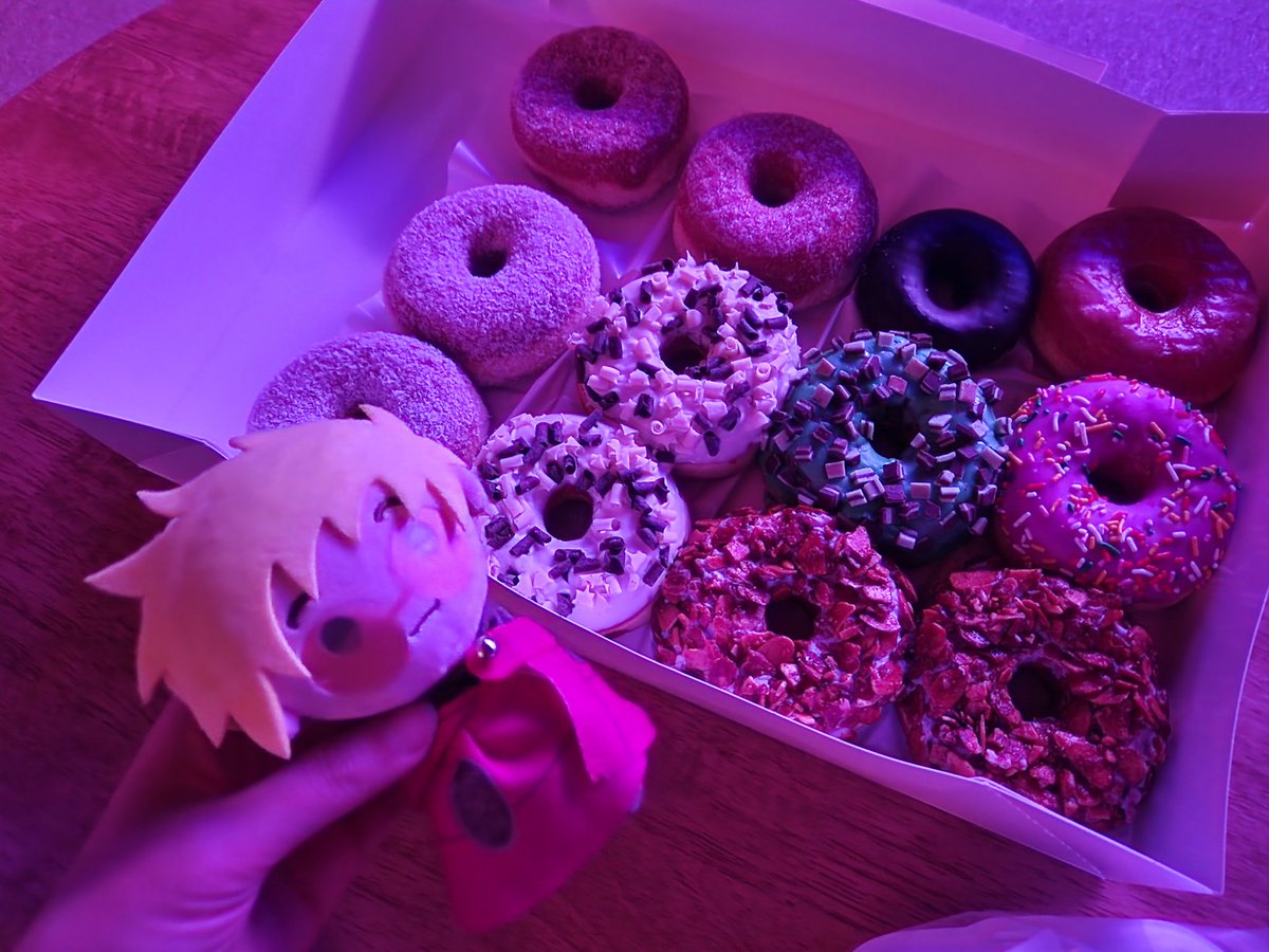 해피 - 버스 데이 바 슈 🎉🎂