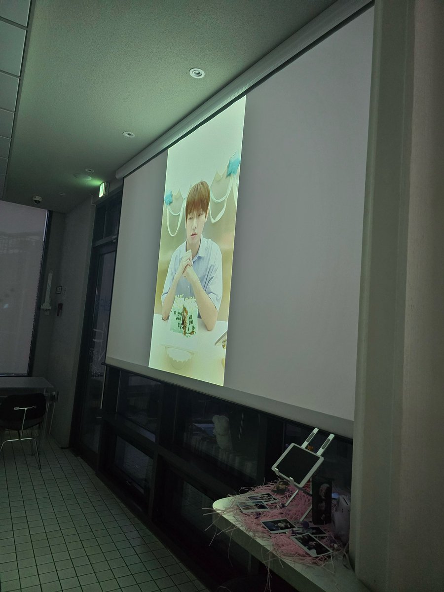 7/12 생일카페２軒目🎂
ちょうどインソンが생일のYouTubeライブやってた時間に😊 こちらでもラキドロとかして楽しく過ごさせて頂きました！

#영원히_인성하자
 #SF9 
 #INSEONG