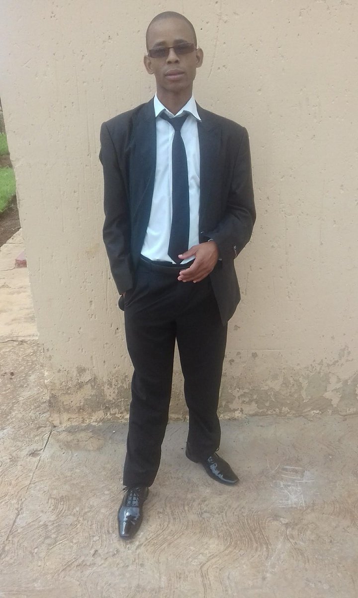 Happy Sunday 
People ignore or reject us, but the Holy Spirit never fails to guide and encourage us along the way.🙏🏾