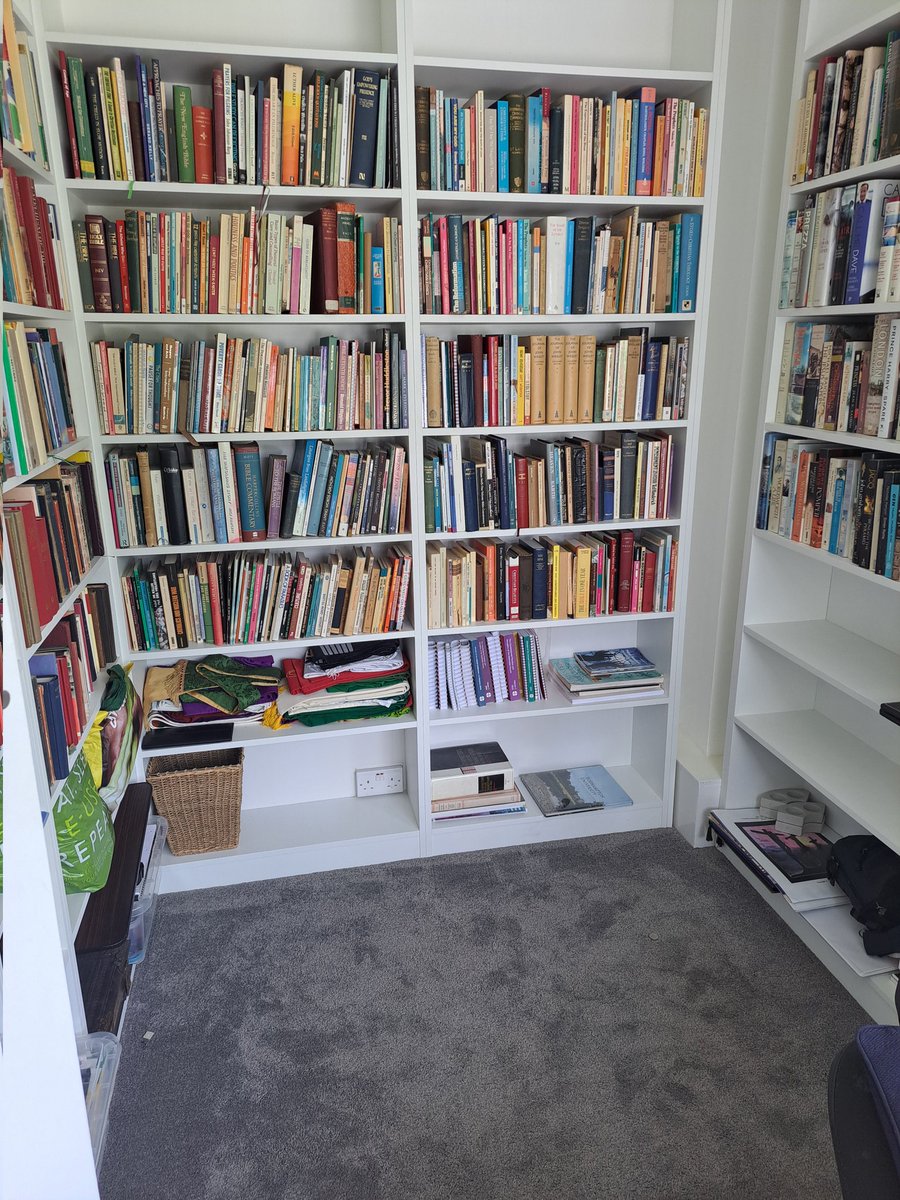 It appears I do not have as many books as the last occupants of the manse. Some empty shelves <a href="/jon__dean/">Jonathan Dean</a>