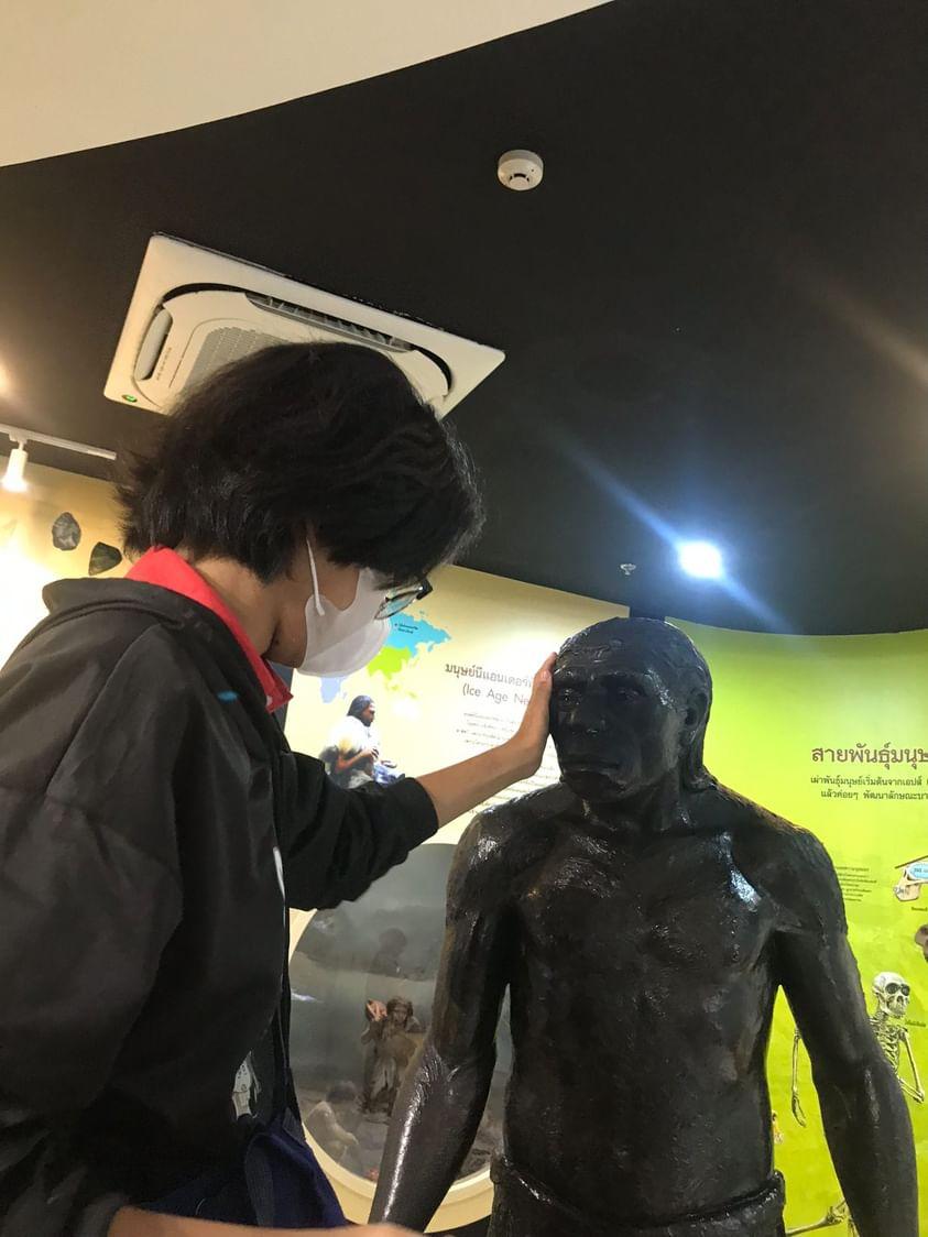 TaMew76805's tweet photo. ไอ้หนุ่มที่เธอชอบตอนนี้
เราไปเซลฟี่กับมันแล้วนะ https://t.co/VU4jH1Uuyt