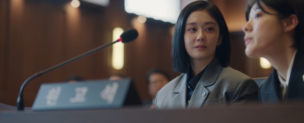 Seunggimylove's tweet photo. I love how Eunkyung is kinda warming up to Yuri and she wants to keep working with her
The way they are such polar opposites is so fun to watch and I just love their dynamics, best lawyer duo fr 😆
#GoodPartnerEp2 #GoodPartner https://t.co/l1hLLn9uT4