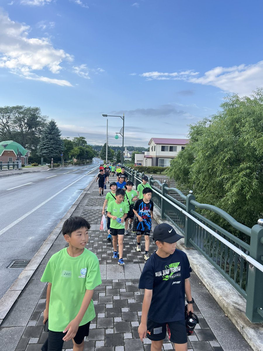 kanekouta's tweet photo. 3チーム合同キャンプ！
2024.7.20〜21

オホーツクキッズ，ゆうべつキッズ，訓子府陸上少年団で毎年恒例の合同キャンプをおこないました．

ずっと笑いっぱなし．
みんなと過ごした「なんでもない時間」は最高の宝物です．
#オホーツクキッズ
#キャンプ
#楽しい https://t.co/fN0Vhz0W9j