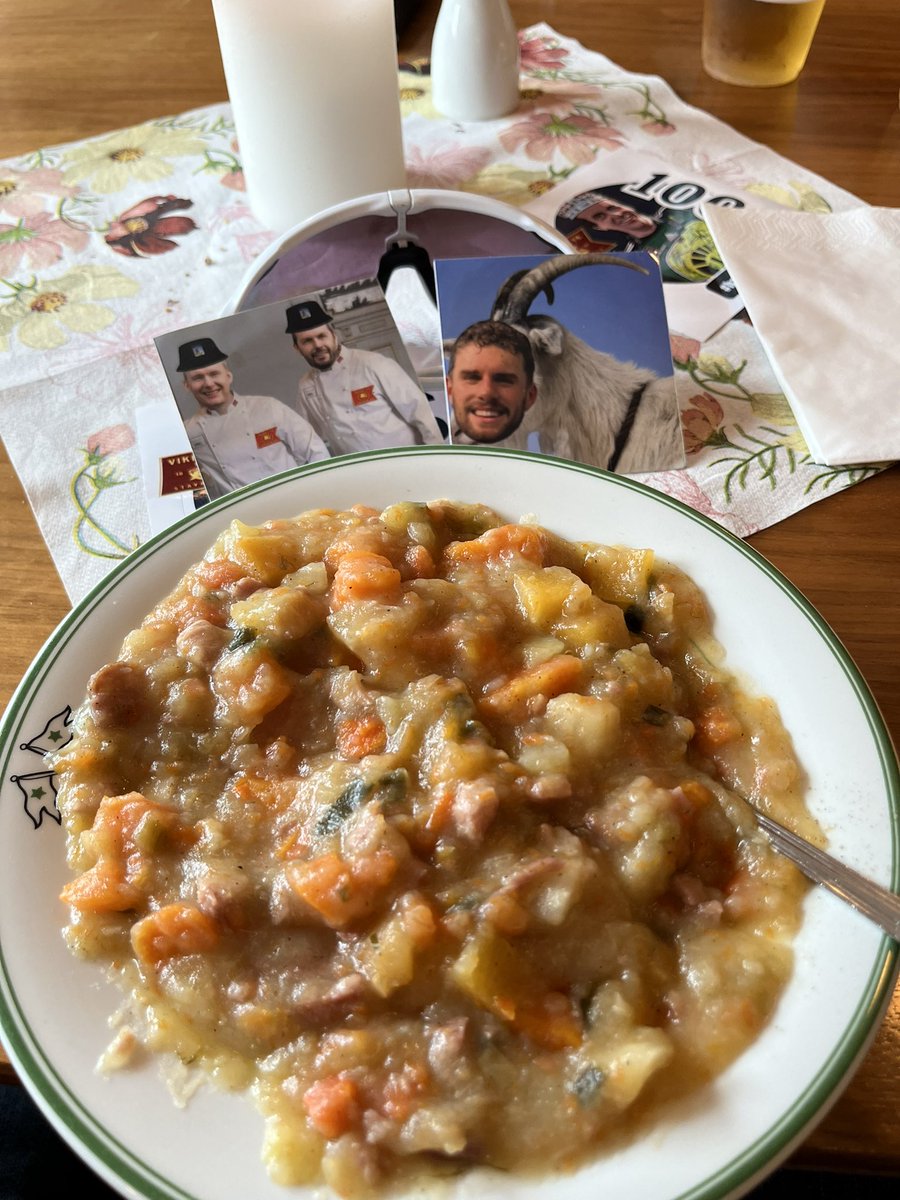 Eg claime herved lapskaus som en norsk rett 🤝🤝 finnes ikkje bedre enn det på #Ruscruise