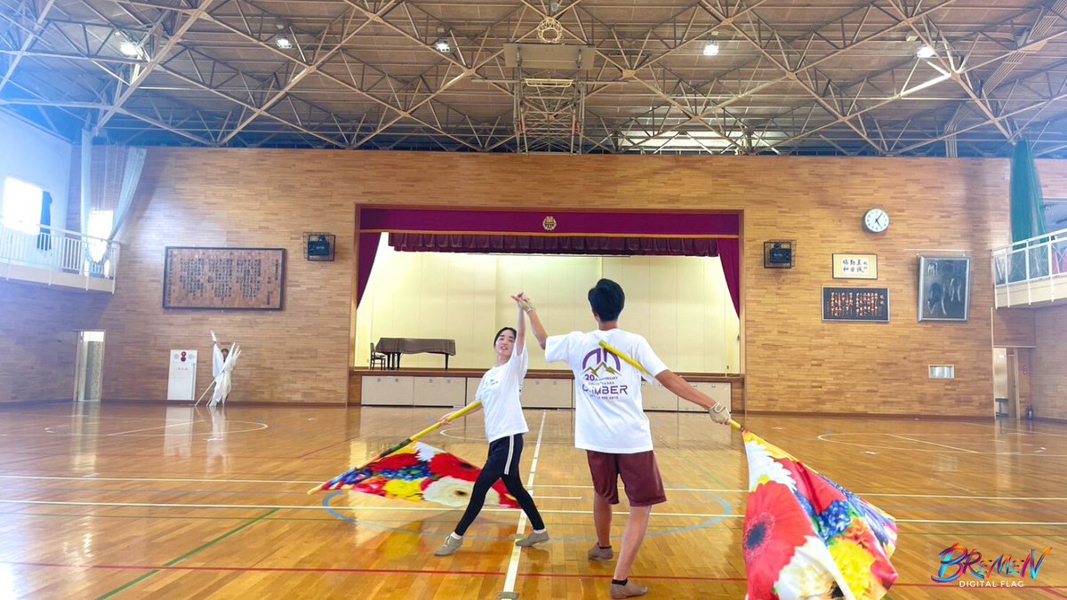 BremenMarching's tweet photo. ＼BREMENデジタルフラッグユーザーご紹介／
カラーガードチームCLIMBER さん👏

花柄のデザインが綺麗にプリントされていますね🙌
CLIMBERさんは本日開催された「関東カラーガードコンテスト2024」で金賞を受賞されました👏
おめでとうございます！

#ブレーメンデジタルフラッグ2024
#bmdf https://t.co/sya6JhnkGe