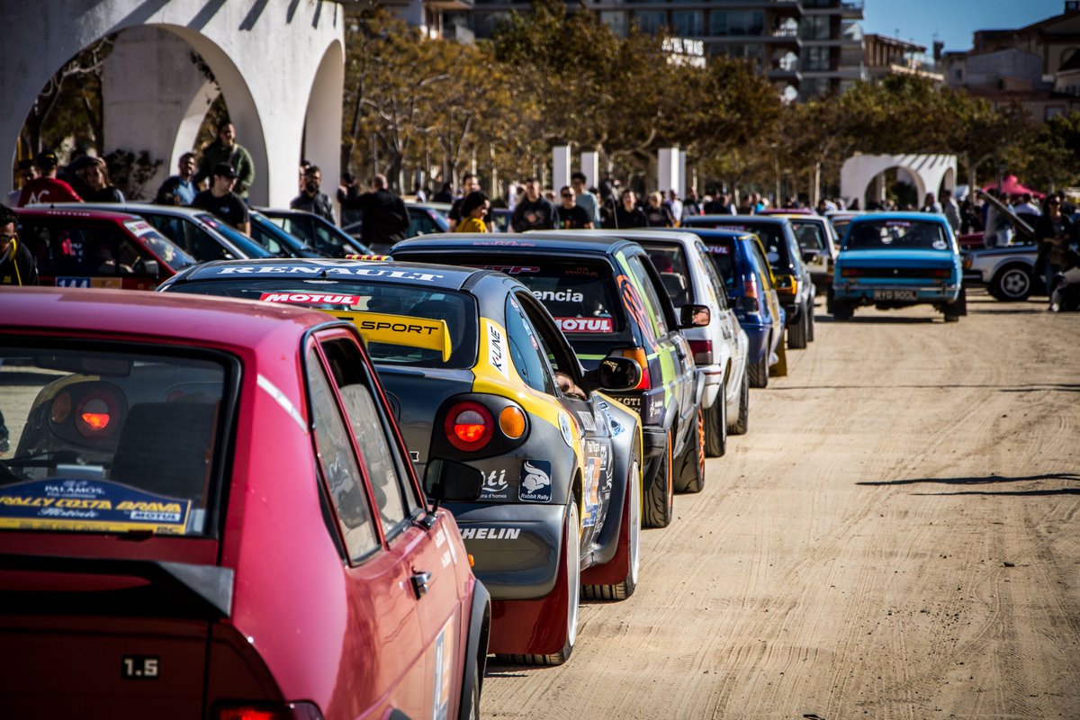 El dissabte 26 d'octubre, ¡participa en el Rally-Sprint Costa Brava Històric!

Uneix-te a l'etapa final del #RallyCostaBravaHistoric amb sortida i arribada a Palamós, a preu reduït (295€). Places limitades, no et quedis sense la teva!

+INFO: rallyclassics.club/ca/xxi-rally-c…