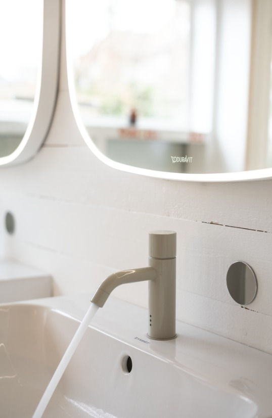 johngoslett's tweet image. Iconic Danish VOLA Hands-free Sensor Tap in Light Grey
 #VOLATap #DanishDesign #SensorTap #InteriorDesign