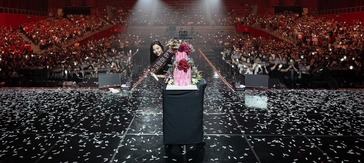 [#WheeIn] 
2024 Whee In 1ST WORLD TOUR : 
WHEE IN THE MOOD [BEYOND] ENCORE

🦋 무무! 고마웠어 안겨

#휘인 #WheeIn_1ST_WORLD_TOUR
#WHEE_IN_THE_MOOD #ENCORE