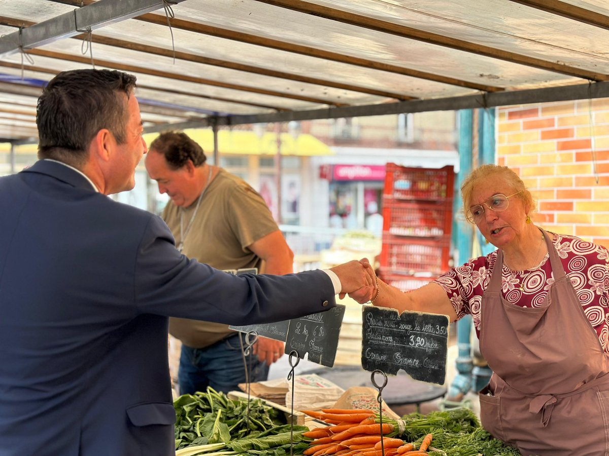 KARL OLIVE tweet media