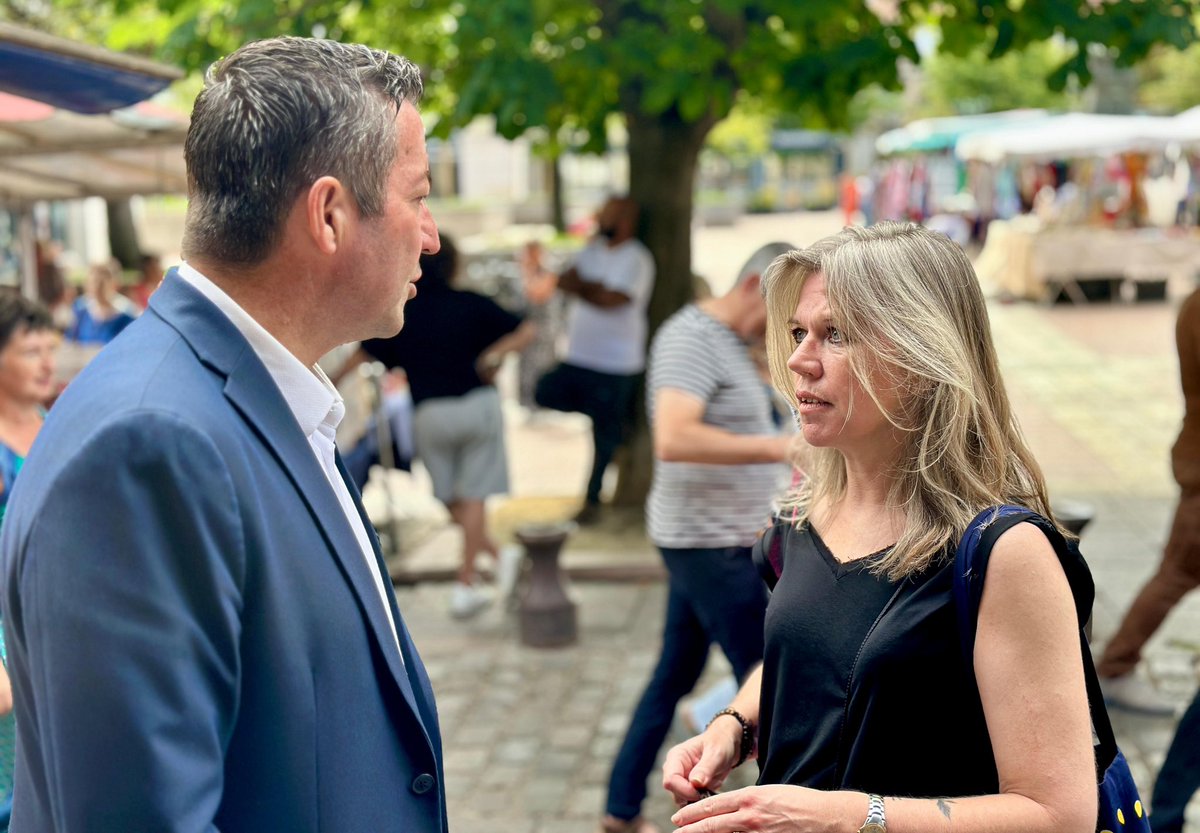 KARL OLIVE tweet media