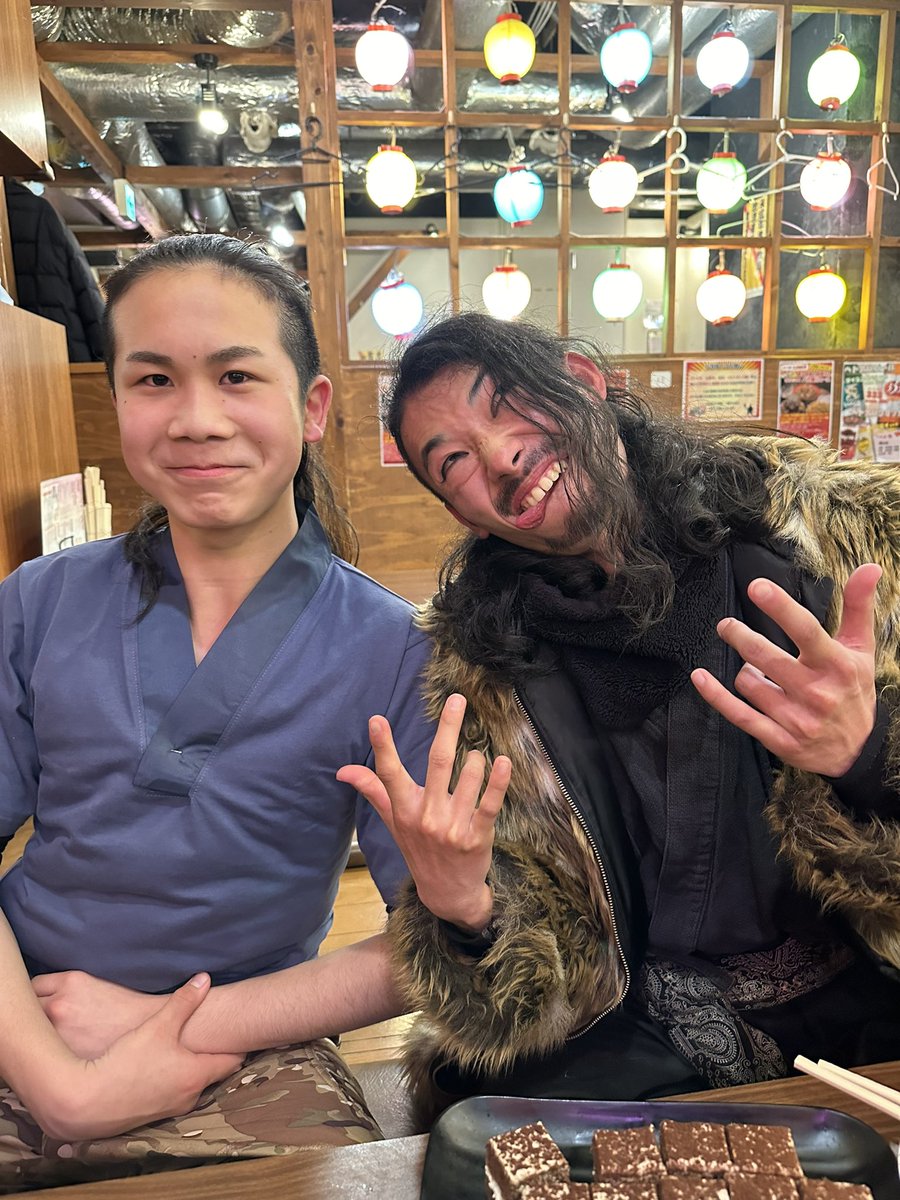 かわうそ 鉄緑会 日本カワウソ（左）とアマゾンカワウソ（右）も推してもらえるのかな🤔