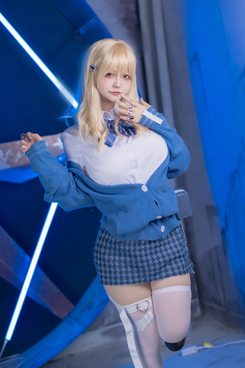 す*。様 勝利の女神:NIKKE ティア コスプレ GTAfNfLbQAASuUg.jpg