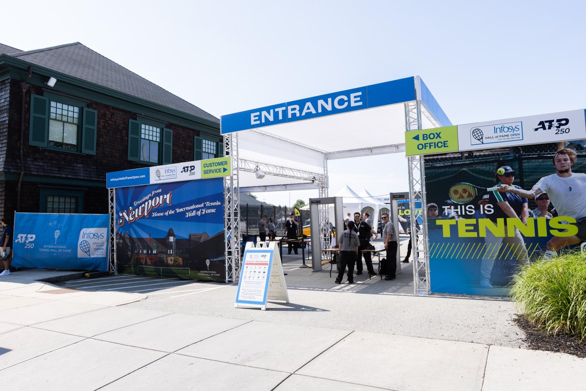 Infosys's tweet image. Game, set, match – soaking up the lively atmosphere at the Infosys Hall of Fame Open!

#InsideITHF #ExperienceTheNext #ITHFWithInfosys