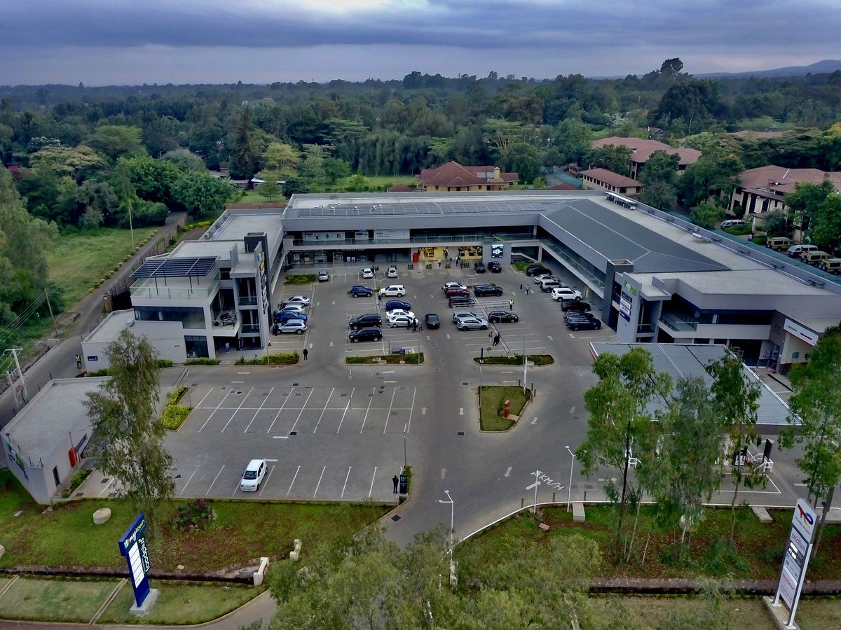 OneDownLIVE's tweet image. Episode 025 of our on local series Lost in Sound is now up on YouTube.
Shot from @MytownMalls in Karen,Nairobi.
Full mix: youtu.be/oebmRyRrm5k

#oontz #Kenya