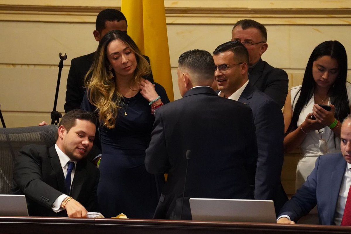 ✅️Katherin Miranda perdió la Presidencia de la Cámara, 

¿Cree usted que en las próximas elecciones Legislativas perderá la Curul?

Sí = dale RT 🔄
Sí = dale ❤️ 
Sí/No 💬💬💬